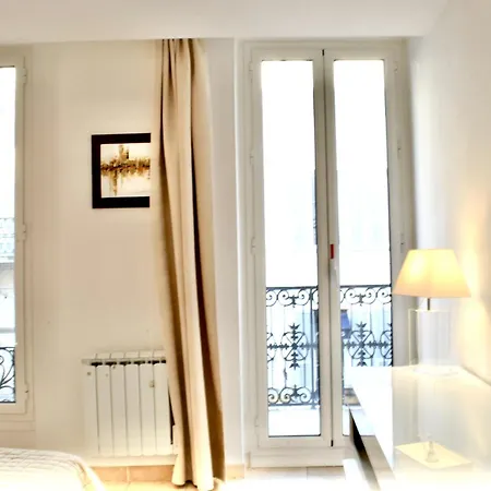 A Rue Du Palais 3 Bodeux888 *